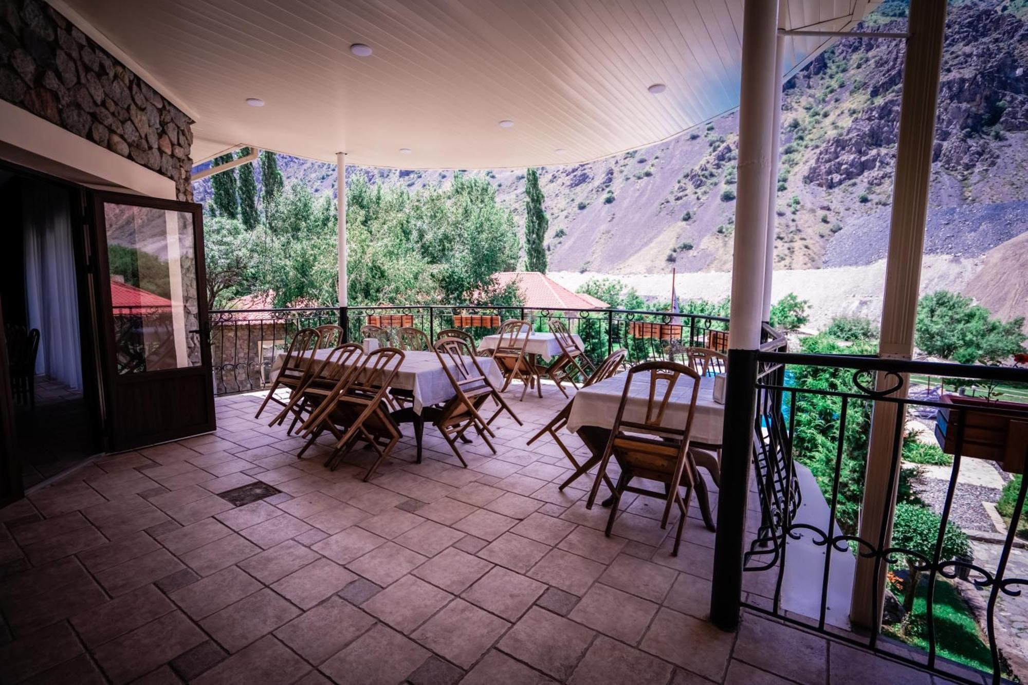 Chatcal Mountains Resort Burchmulla Ngoại thất bức ảnh